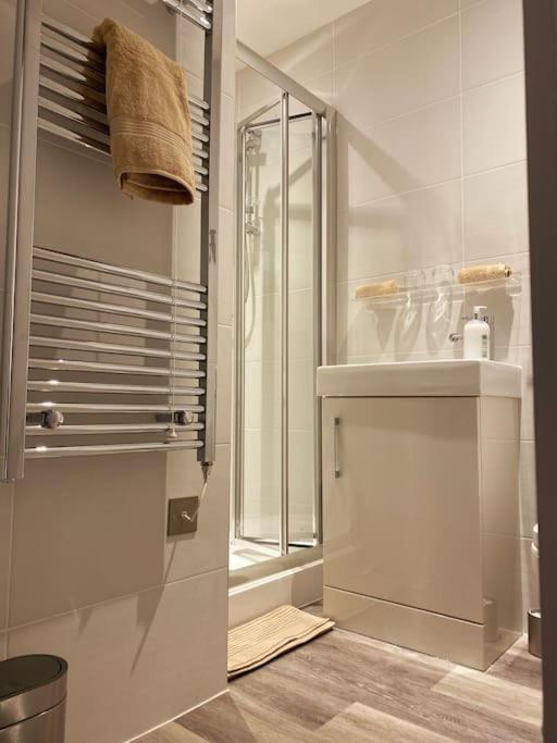 The Pad By The Beach Penthouse Apartment With Sunset And City Views 본머스 외부 사진